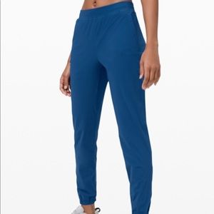 Lululemon adapted state jogger